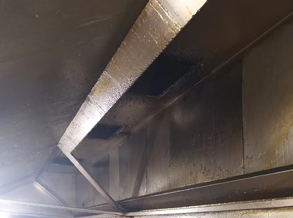 某工廠油煙機(jī)清洗